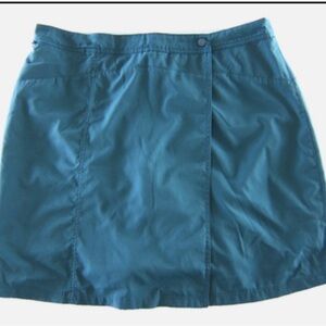 REI  Sz 10 Teal  UPF 30+ Sport Hike A-Line Women's Skort